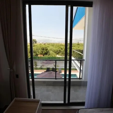 Luxury In Doesemealti Villa