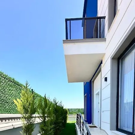 Villa Luxury In Doesemealti *