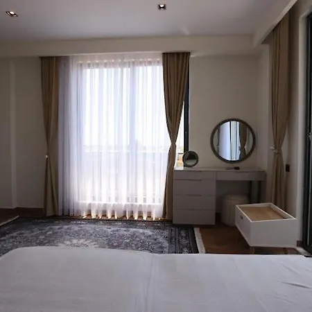 Villa Luxury In Doesemealti *