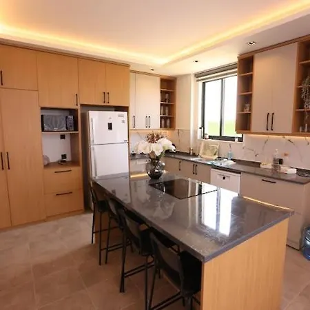 Luxury In Doesemealti Villa Antália