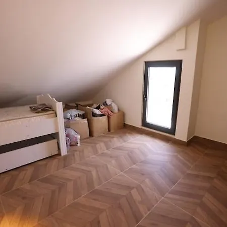 Luxury In Doesemealti Villa *