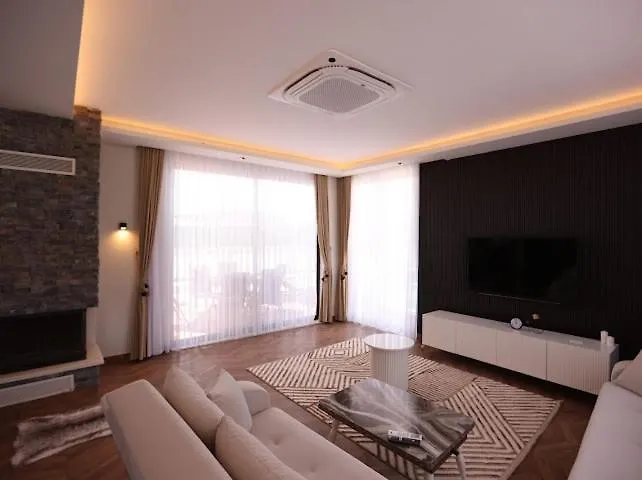 别墅 Luxury In Doesemealti *