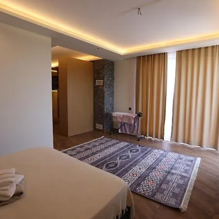 Вилла Luxury In Doesemealti