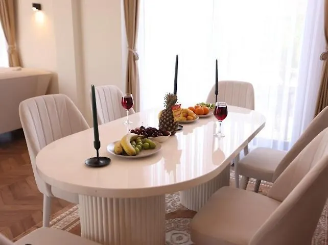 Вилла Luxury In Doesemealti