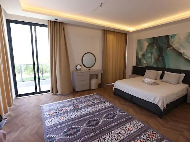 Вилла Luxury In Doesemealti *