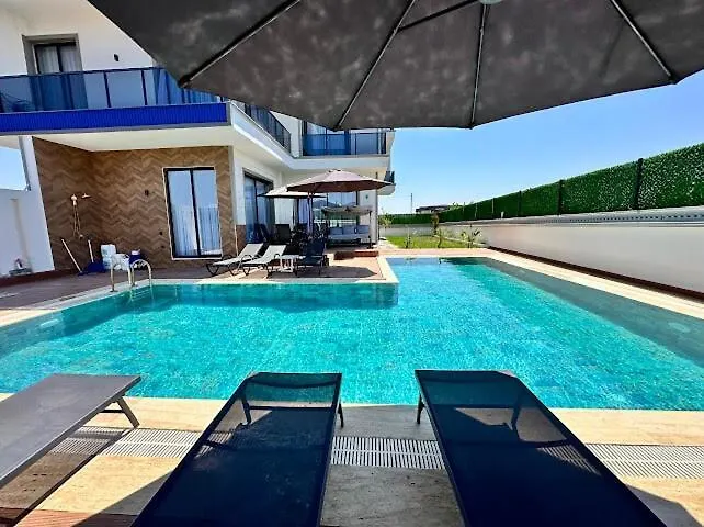 Luxury In Doesemealti Вилла Анталья