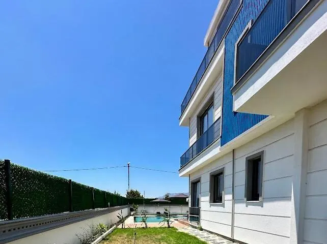 Luxury In Doesemealti Вилла