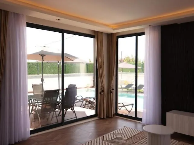 Luxury In Doesemealti Вилла *
