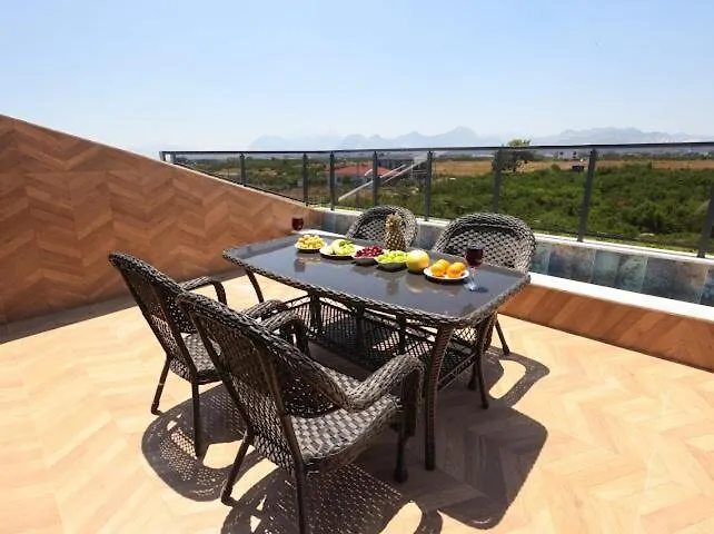 Вилла Luxury In Doesemealti *